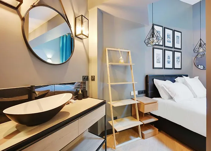 Charming -2p- Auteuil, Cleaning Included *