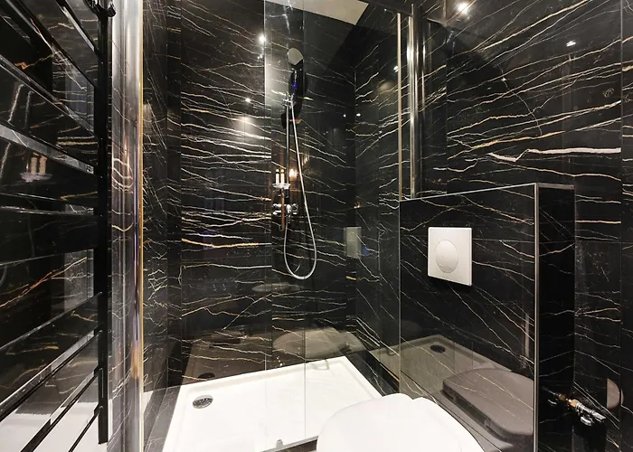 Charming -2p- Auteuil, Cleaning Included *