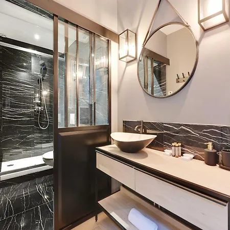 Charming -2p- Auteuil, Cleaning Included * Paris